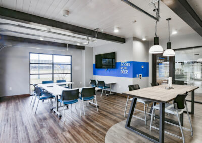 Lighting inside Statewide Federal Credit Union, by Robinson Electric